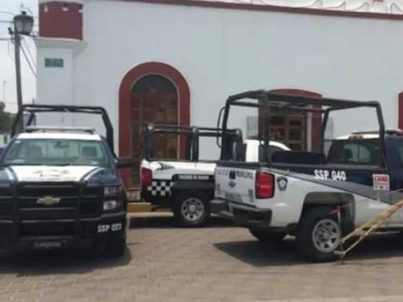 Comando armado asalta a escoltas en Palmar de Bravo