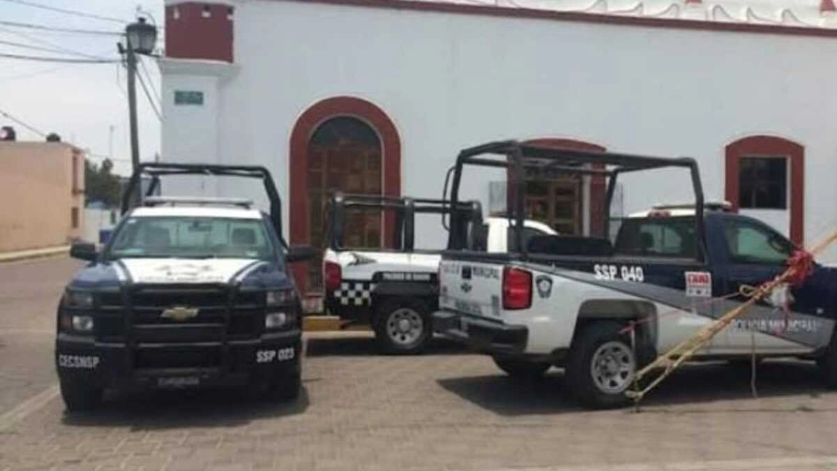 Comando armado asalta a escoltas en Palmar de Bravo