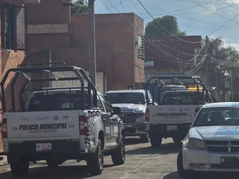 Policías de Cuautlancingo recuperan camioneta robada durante un asalto a un OXXO