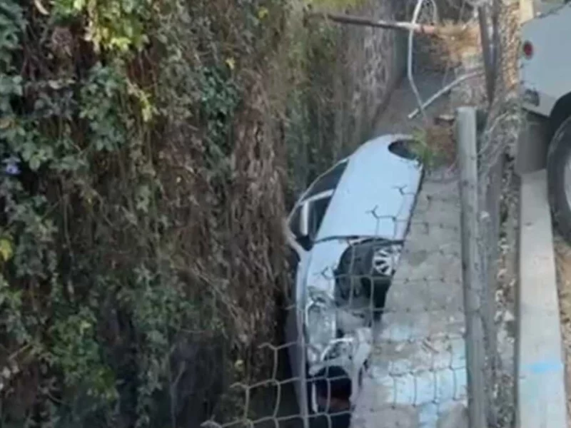 Conductor choca, huye y atropella a una mujer en Cuautlancingo