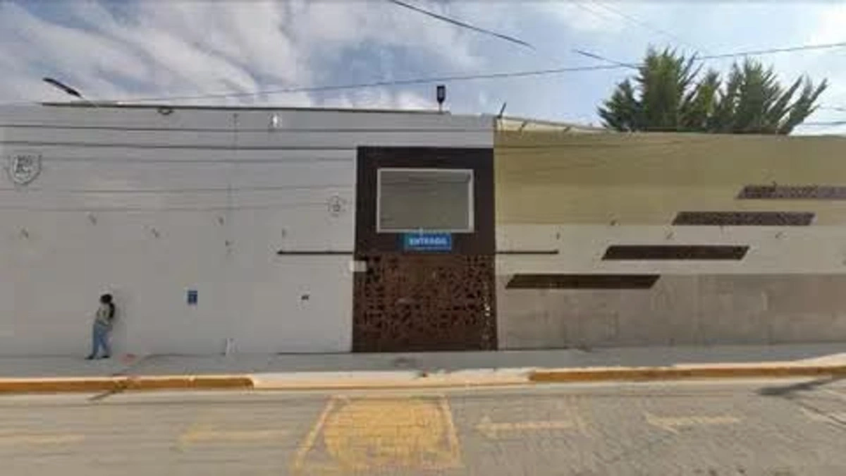 Asaltan escuela en Tepeaca y se llevan millonario botín  
