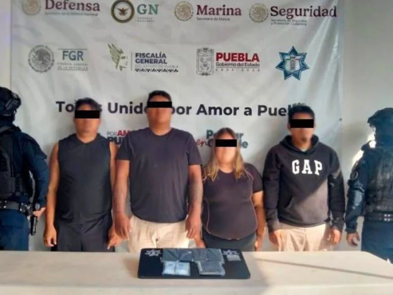 Detienen a cuatro extorsionadores de comerciantes en Tehuacán