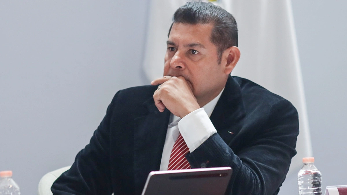 A días de su primer informe, Armenta arranca más de 70 obras para Puebla
