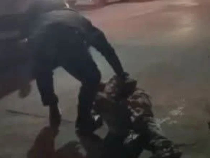 Intentan linchar a pareja de presuntos asaltantes en San Martín Texmelucan