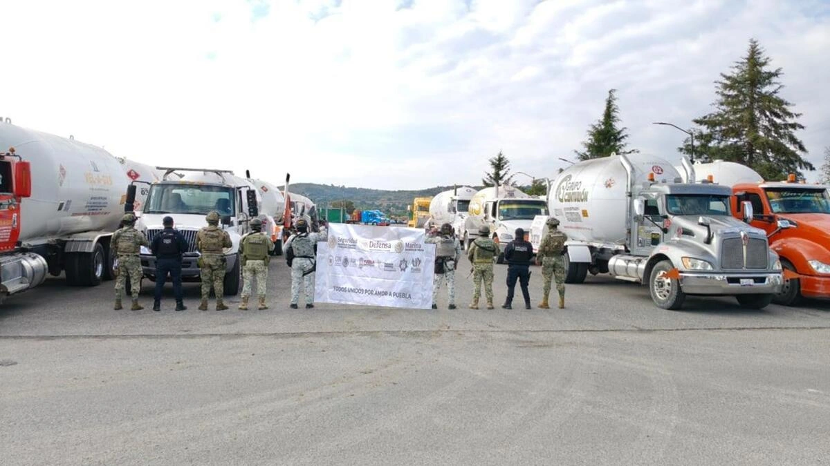 Megaoperativo contra el huachicol en Tepeaca; aseguran 82 mil litros de hidrocarburo