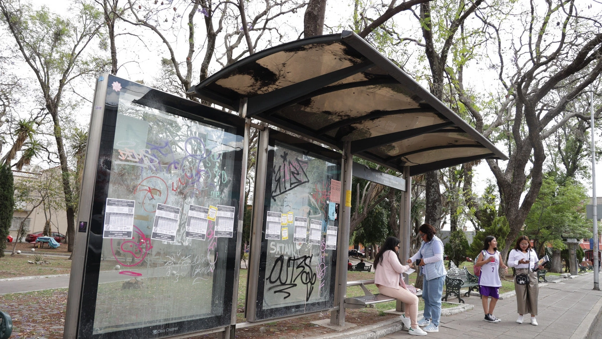 Aprueban en comisiones, concesión de paraderos en Puebla capital por 10 años