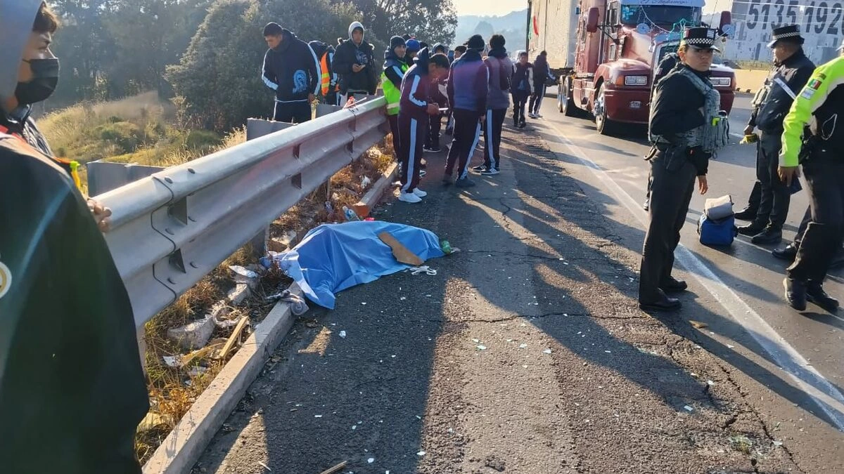 Peregrino de 14 años muere atropellado sobre la autopista México-Puebla 