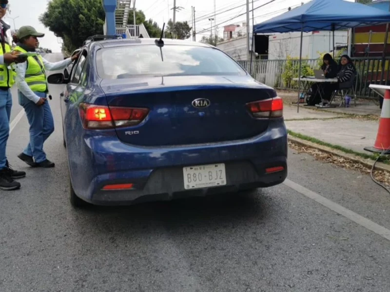 Detectan seis vehículos con placas foráneas con hasta 30 infracciones por exceso de velocidad en Puebla   