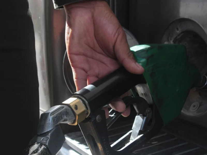 ¿Aumentará el precio de la gasolina en 2026?