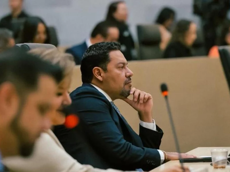 Andrés Villegas propone sancionar a trabajadores bancarios y de seguridad que participen en asaltos a cuentahabientes