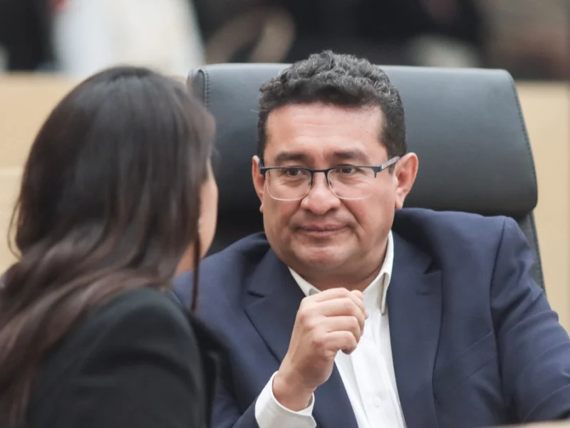 Congreso pide al Ayuntamiento de Puebla aplicar la ley contra franeleros 