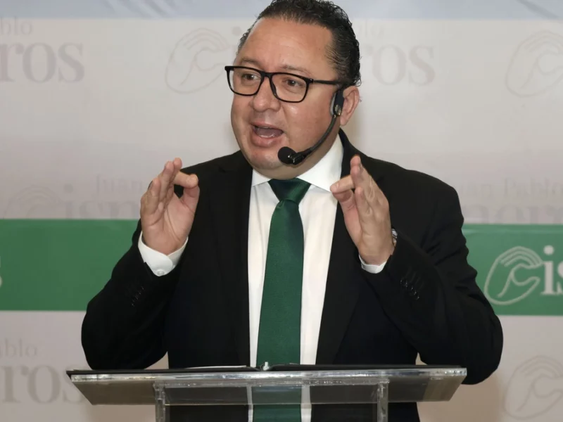 Juan Pablo Cisneros se perfila a la presidencia del CCE en Puebla 