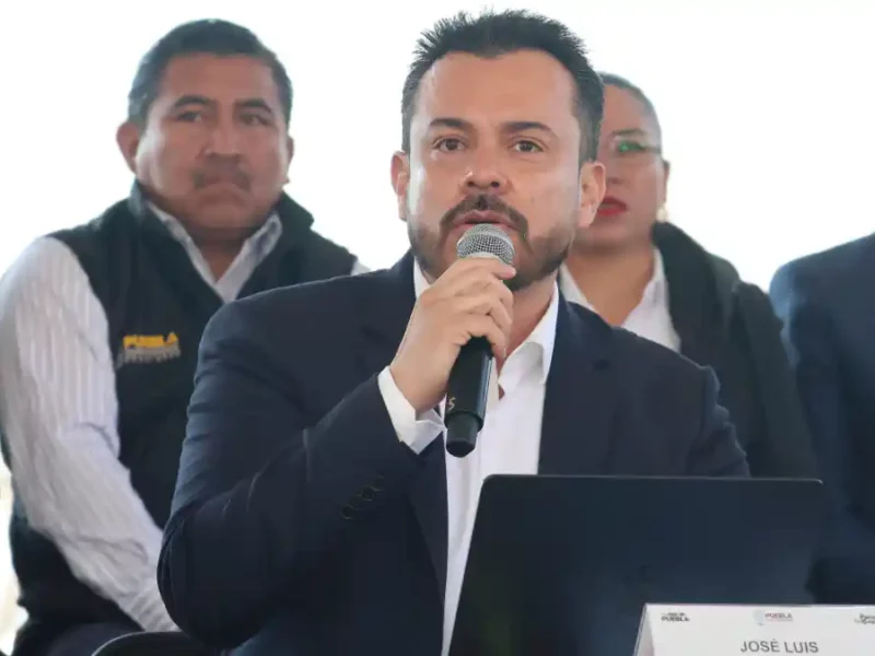 Gobierno de Puebla enfrenta 100 contratos no pagados por miles de millones.