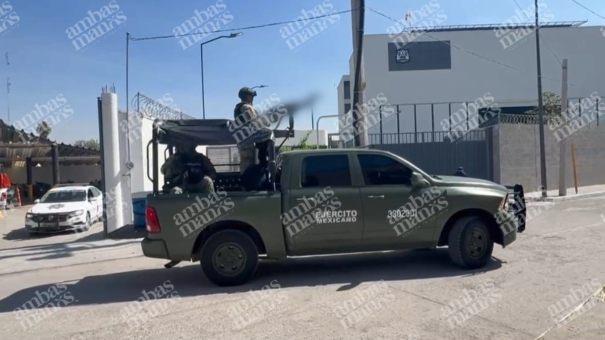 Harfuch ordena detención de policías municipales de Puebla por nexos con el crimen organizado 