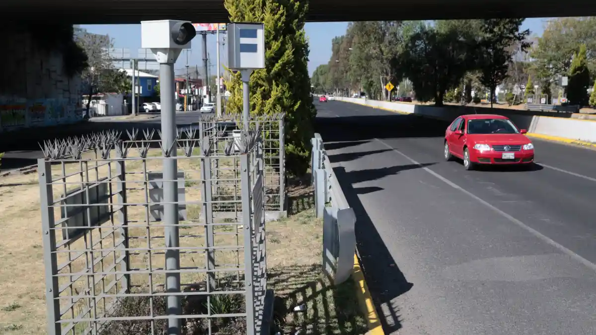 Multas por velocidad excesiva cayeron 22% tras operativos; no hubo muertos: SMT.