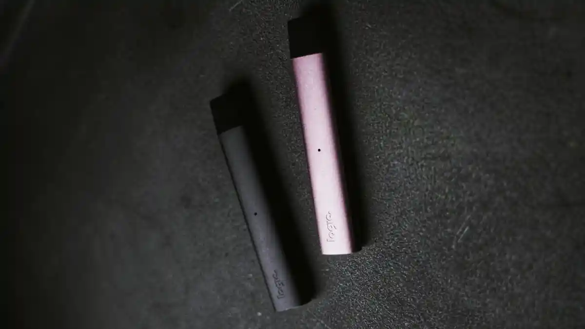 Este 16 de enero entra en vigor la prohibición de vapeadores y cigarros electrónicos en México.