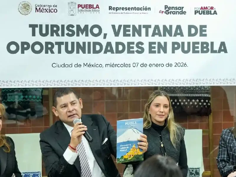 Lanza Armenta una nueva revista: “Puebla, el latido de México”.