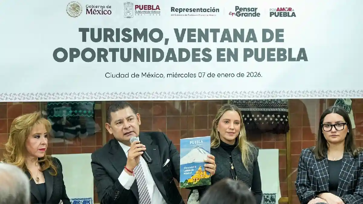 Lanza Armenta una nueva revista: “Puebla, el latido de México”.