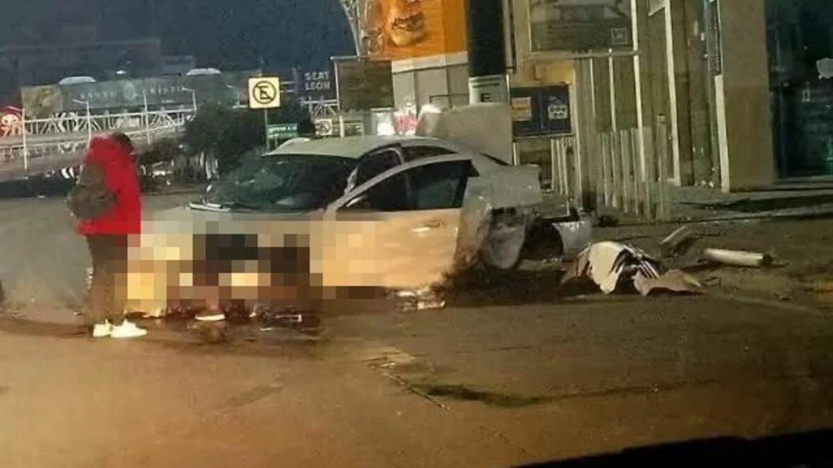 Siguen los accidentes por exceso de velocidad en la Vía Atlixcáyotl 