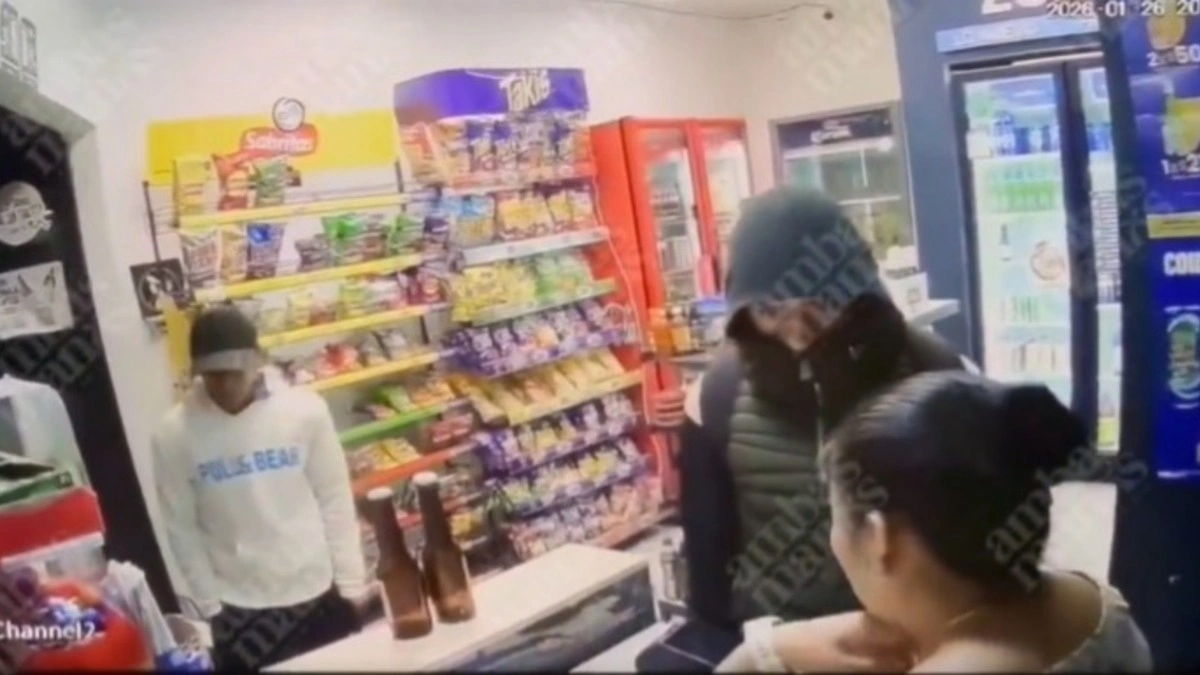 VIDEO: Asaltan el Modelorama en San Felipe Hueyotlipan