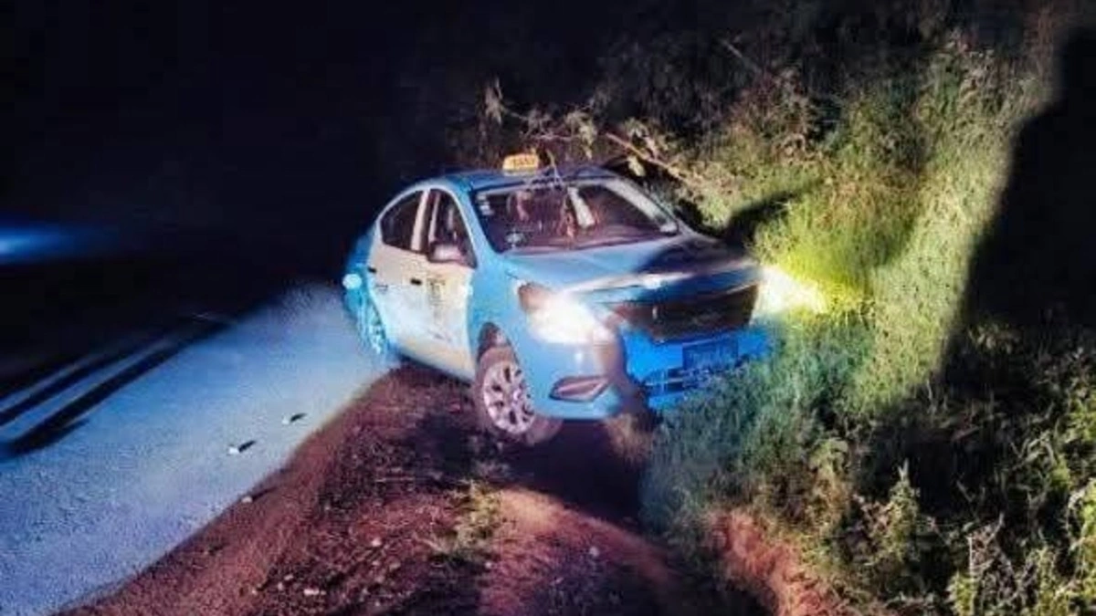 En un intento de asalto, matan a taxista en Huauchinango