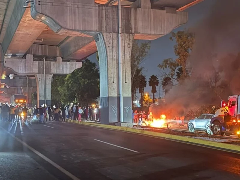 Localizan a menor por la que bloquearon la autopista México-Puebla