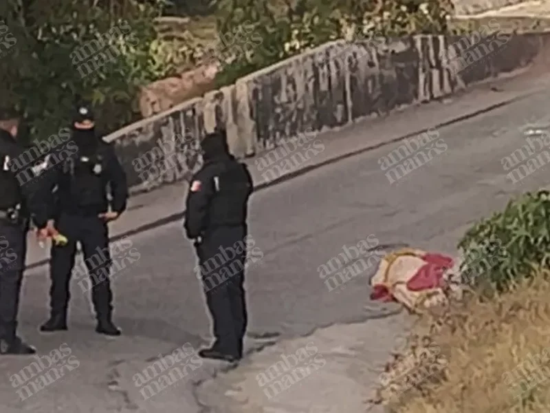 Localizan cadáver encobijado y amarrado en Lomas de San Miguel  