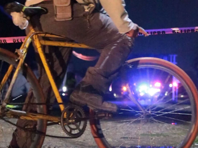 Ciclista se pasa un tope, cae y muere en Juan C. Bonilla 