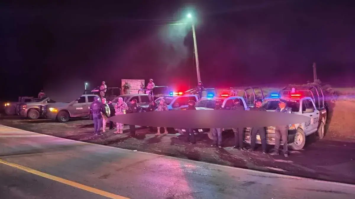 Guardia Nacional y Ejército detienen a 56 personas y aseguran droga en Puebla