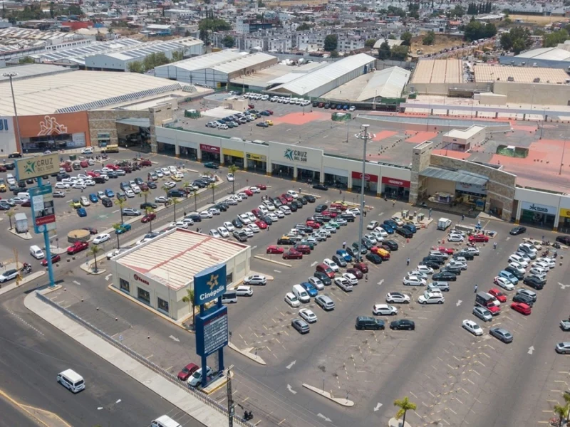 Estacionamientos gratuitos registran al menos 13 robos a la semana en Puebla