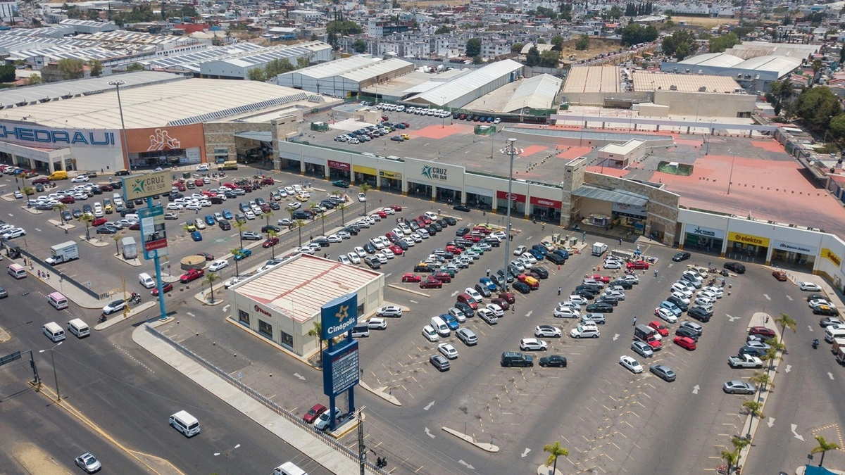 Estacionamientos gratuitos registran al menos 13 robos a la semana en Puebla