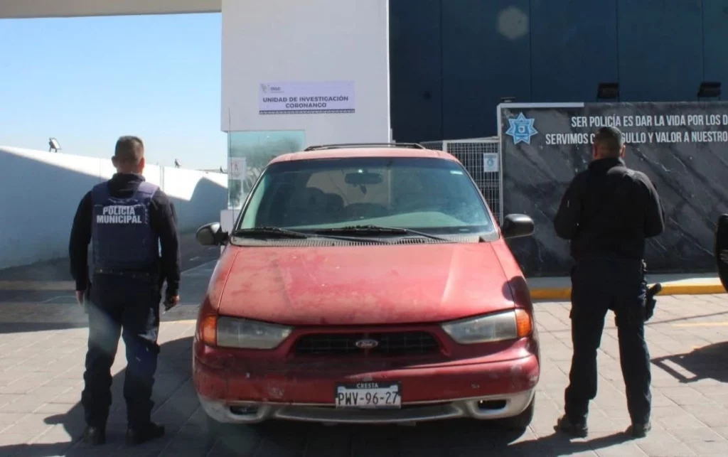 Policías del municipio de Coronango detuvieron a Juan N. de 35 años de edad, dedicado presuntamente al fraude mediante la compra-venta de autos por redes sociales.