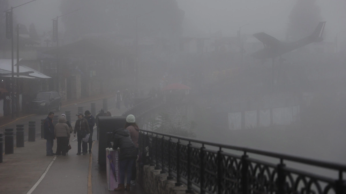 ¡Abrígate! Frente Frío 27 provocará lluvias y bajas temperaturas este fin de semana  