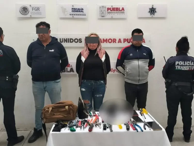 Detienen a tres narcomenudistas en Coronango; intentaron sobornar a policías