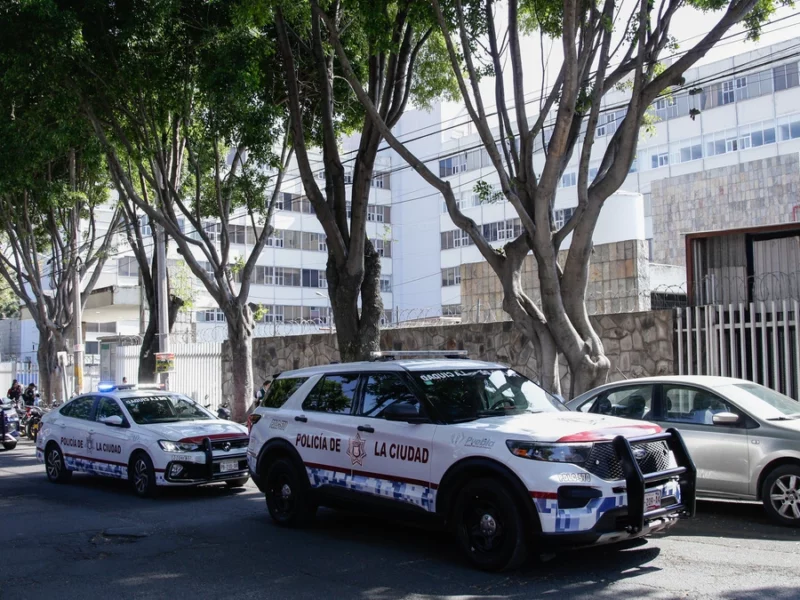 Se meten a robar pertenencias de un paciente del IMSS San José
