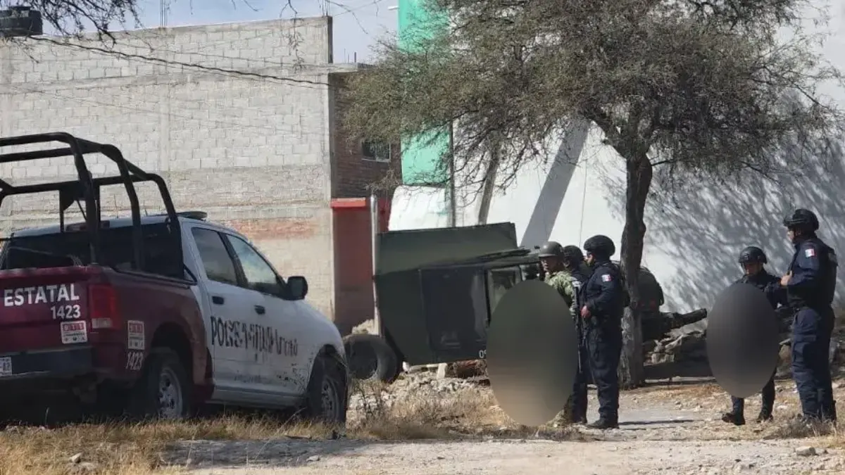 Aseguran nueve tractocamiones en supuesto taller mecánico de Tehuacán