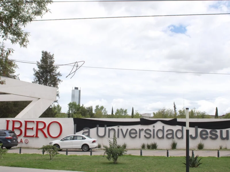 Exige Ibero Puebla a las autoridades redoblar esfuerzos para encontrar al profesor desaparecido
