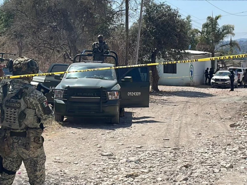 Rescatan a dos personas privadas de la libertad en Chautla; hay dos detenidos 