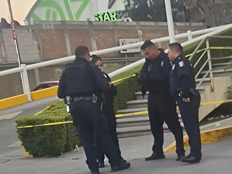 Disparan contra un hombre para robarle su auto en Exakta de San Andrés Cholula