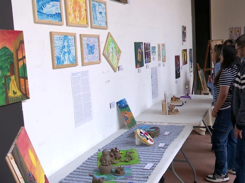 Participan estudiantes del Bachillerato 5 de Mayo en Expo Artes 2026