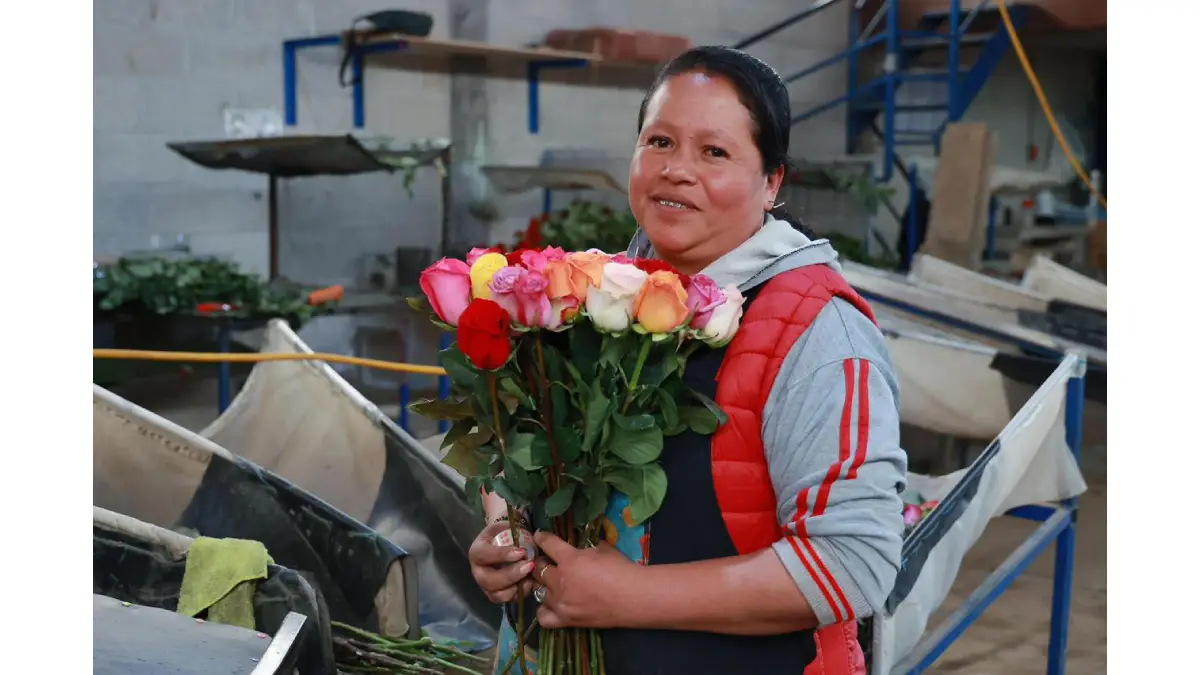 Gobierno de Puebla impulsa el consumo local de la rosa poblana