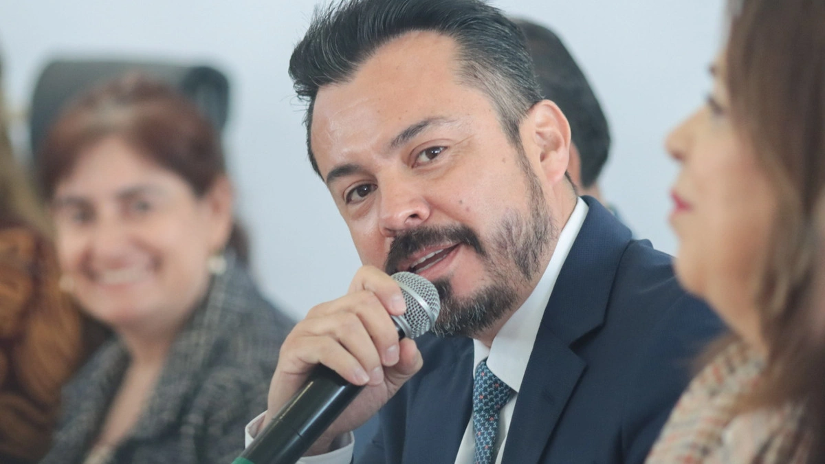 Ayuntamiento de San Andrés pidió mil millones de pesos solo para ocho calles: García Parra 