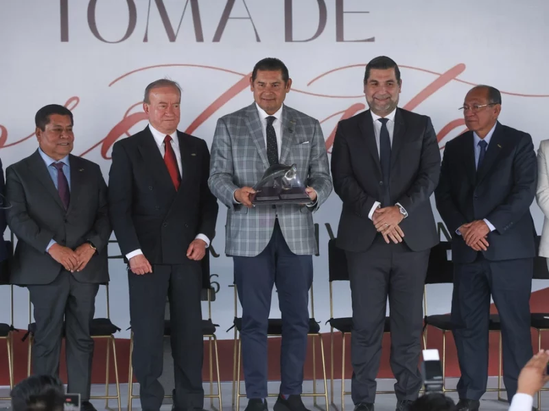 Tren Puebla-Atlixco y Tren Puebla-Tlaxcala se hará con APPs: Armenta
