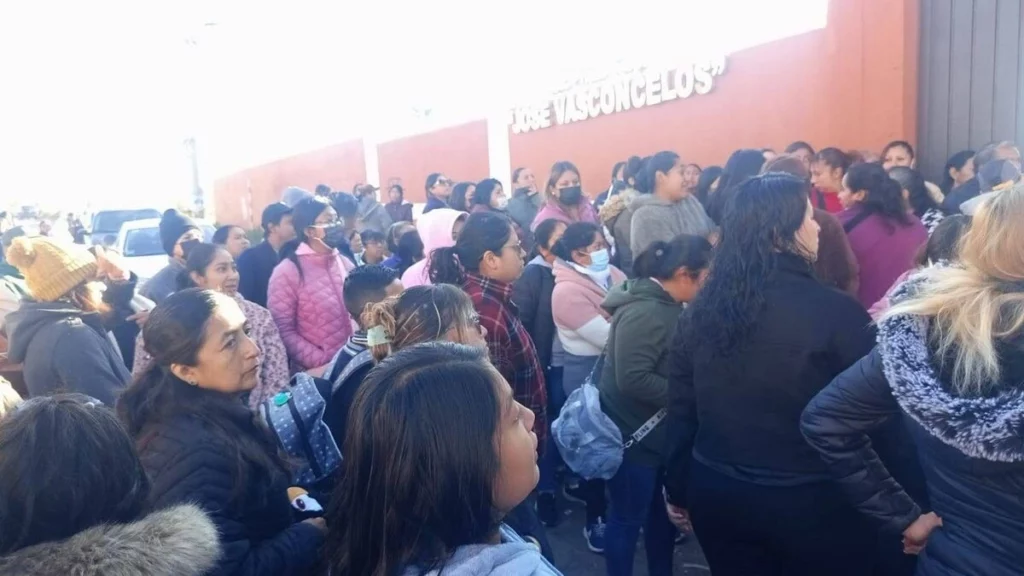 Un niño habría sido víctima de abuso en una primaria de Cuautlancingo a manos de ocho de sus compañeros. 