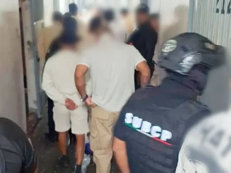 Catean penal de San Pedro Cholula tras fuga de reo 