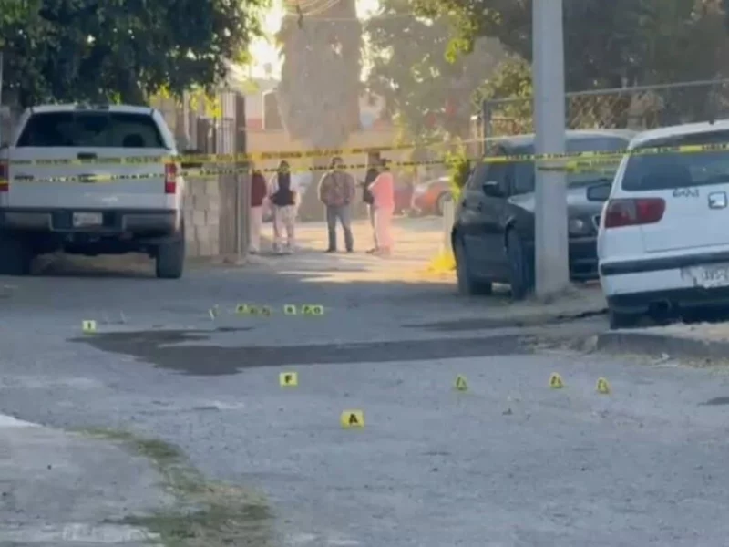 Comando armado rafaguea casa en Geovillas del Sur e incendia un automóvil  