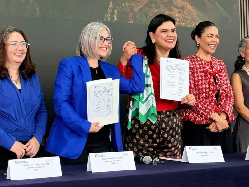 Firman convenio el Tec de Monterrey y la Ammje Angelópolis  