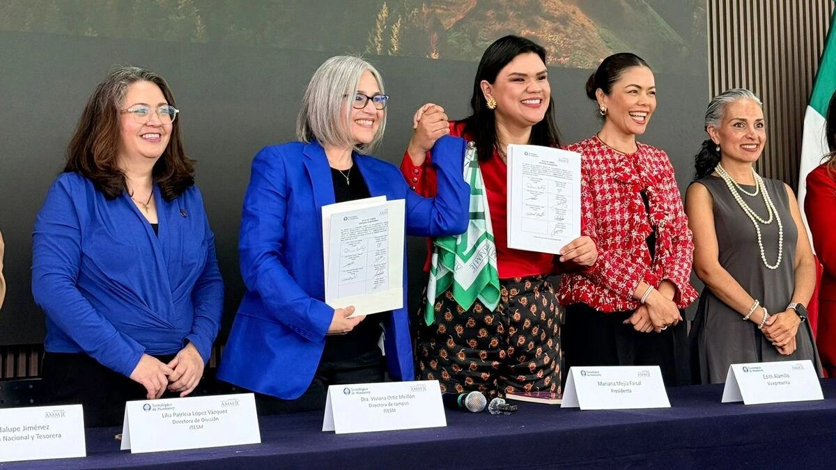Firman convenio el Tec de Monterrey y la Ammje Angelópolis  