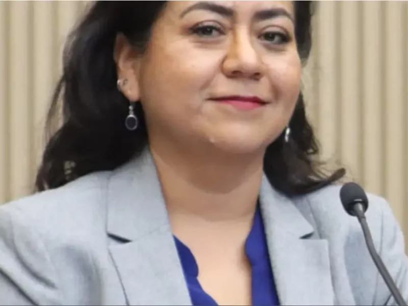Promueve Celia Bonaga iniciativas para implementar licencia menstrual a trabajadoras y estudiantes