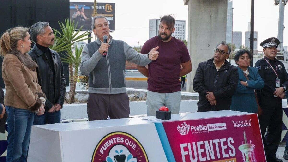 Pepe Chedraui inaugura mantenimiento de la fuente del Distribuidor Vial 485